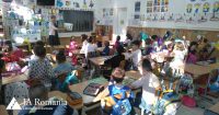 De șapte ani, Junior Achievement România aduce gratuit educația financiară în școli și licee, cu susținerea Raiffeisen Bank
