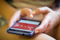 Statistici GLAMI.ro:  Vânzările online de rochii, fuste, bluze și genți au scăzut cu până la 70% în noiembrie-decembrie 2020, comparativ cu 2019