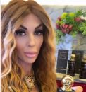 Raluca Bădulescu, o impătimită a parfumurilor, dezvăluie o colecție impresionantă de arome originale prin intermediul magazinului online SimpleStore