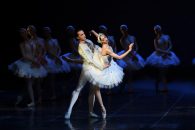 Prim-balerinii Operei Naționale București dansează alături de stelele baletului mondial, pe scena galei dedicate lui Brâncuși