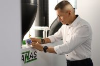 COMUNICAT DE PRESĂ STUDIU: Ne-am obișnuit cu alergiile, oboseala și cu aerul închis: 86% dintre români cred că aerul din casele lor este la fel de curat sau chiar mai curat decât cel din exterior deși corpul lor le transmite altceva