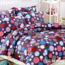 Diferentele intre lenjeriile de pat din bumbac si cele din poliester