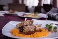 Tendintele anului 2019:  Culori pastelate folosite in decorarea saloanelor de evenimente, in aranjamente florale si imbracamintea domnisoarelor de onoare