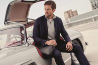 Tommy Hilfiger lansează prima colecție capsulă pentru bărbați TommyXMercedes-Benz