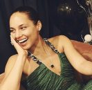 Alicia Keys a purtat HILFIGER COLLECTION în timpul weekend-ului Grammy