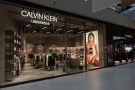 CALVIN KLEIN, INC. și SARKK SA Deschid primele magazine CALVIN KLEIN UNDERWEAR și CALVIN KLEIN JEANS  în România