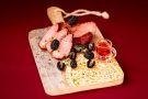 Conacul Baciului, prima băcănie cu gusturi cu tradiție din Buzău