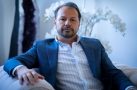 “De 25 de ani iluminam afaceri, case, destine. Și ne propunem să facem acest lucru și în următorii 25 de ani, accelerând adoptarea de către piață a soluțiilor electrice smart & eco. 