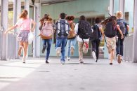 Studiile în străinătate revin pe agenda educațională a tinerilor. Peste 50 de instituții de învățământ internaționale vor veni la București, Constanța și Iași la World Education Fair
