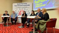 „Pune întrebarea potrivită" pacienților cu cancer pulmonar