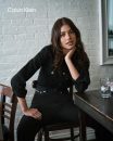 Calvin Klein lansează noi imagini cu Camila Morrone în Calvin Klein Jeans