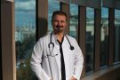„Transplantul incrucisat este o solutie pentru pacientii care au donator, dar nu sunt compatibili in ceea ce priveste grupa sangvina” - Interviu cu Prof. Dr Ayhan Dinckan de la Istinye University, Istanbul despre transplantul incrucisat
