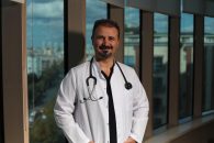 „Transplantul incrucisat este o solutie pentru pacientii care au donator, dar nu sunt compatibili in ceea ce priveste grupa sangvina” - Interviu cu Prof. Dr Ayhan Dinckan de la Istinye University, Istanbul despre transplantul incrucisat