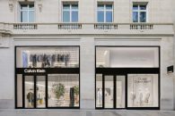 Calvin Klein Inc. inaugurează noul magazin global flagship pe Strada Champs-Élysées din Paris, Franța