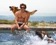 Calvin Klein lansează o nouă campanie cu Jeremy Allen White