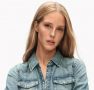 Tommy Hilfiger îi aduce împreună pe Damson Idris și Abby Champion pentru campania Denim Primăvara 2025