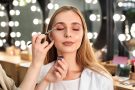 Pudra de Machiaj: Secretul unui Ten Perfect – Cum Te Ajută Iana Willkofer
