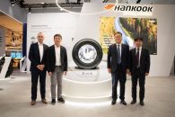 Hankook prezintă prima anvelopă pilot produsă pe noua linie de fabricație pentru anvelope destinate vehiculelor comerciale din Ungaria