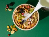 Matcha în combinații surprinzătoare: Mixit lansează Granola din cuptor – Matcha & fructe